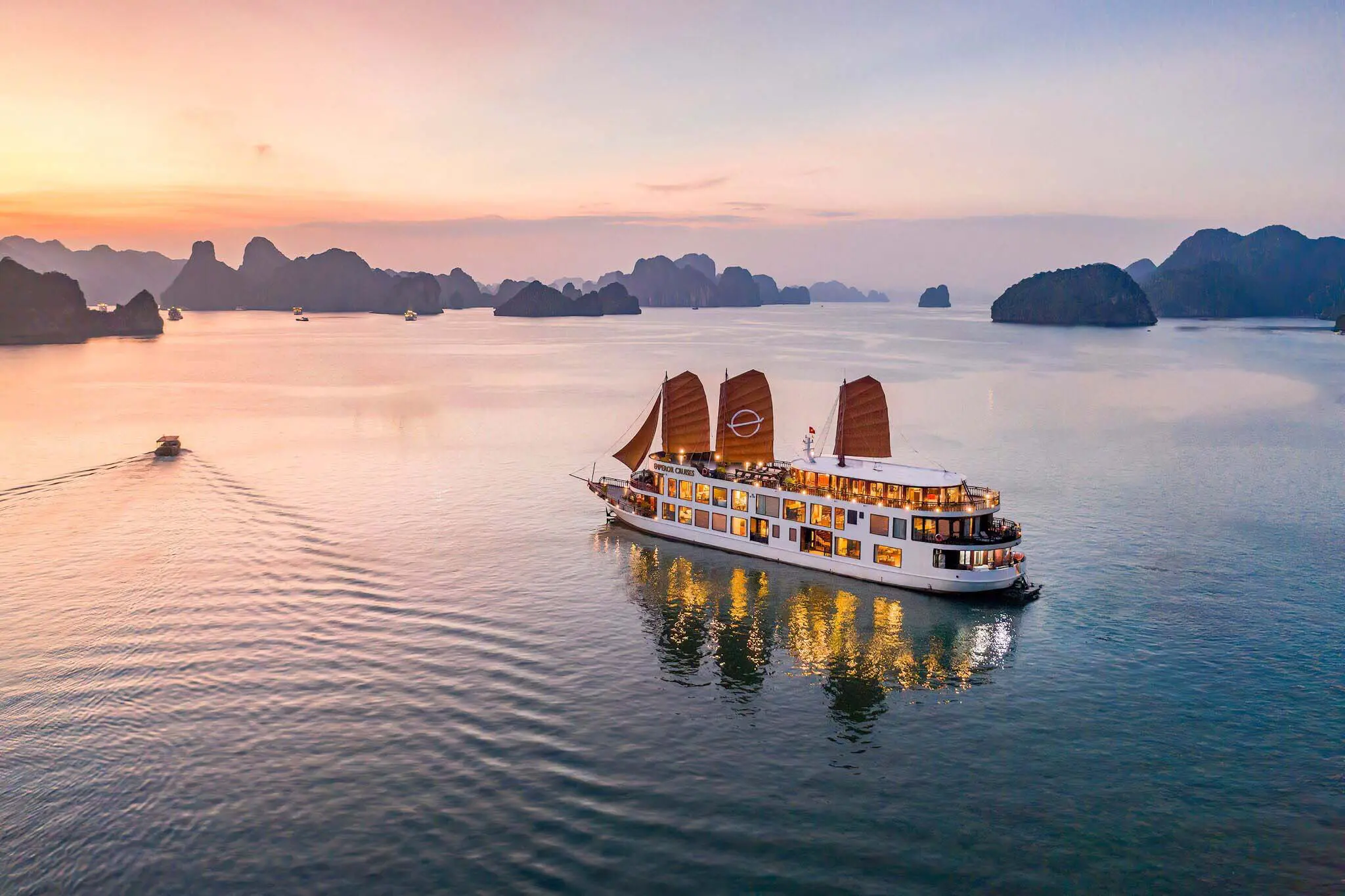 Emperor Cruises Legacy Halong